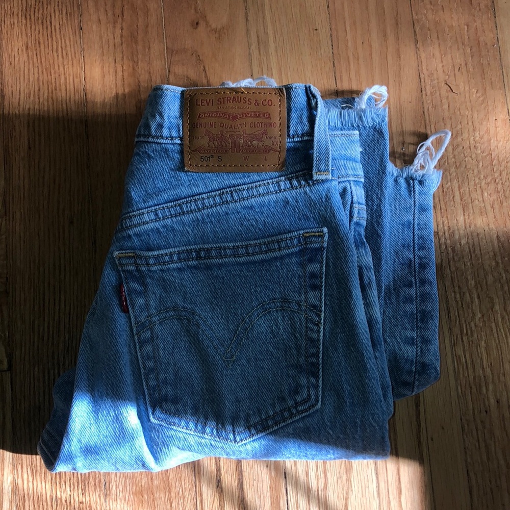 Levis jeans